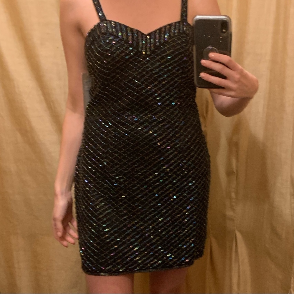 80’s vintage beaded mini dress 🖤